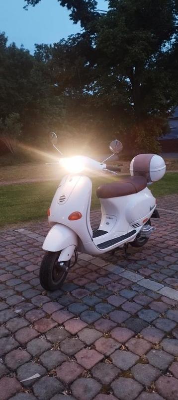 Vespa 125cc ET4  beschikbaar voor biedingen