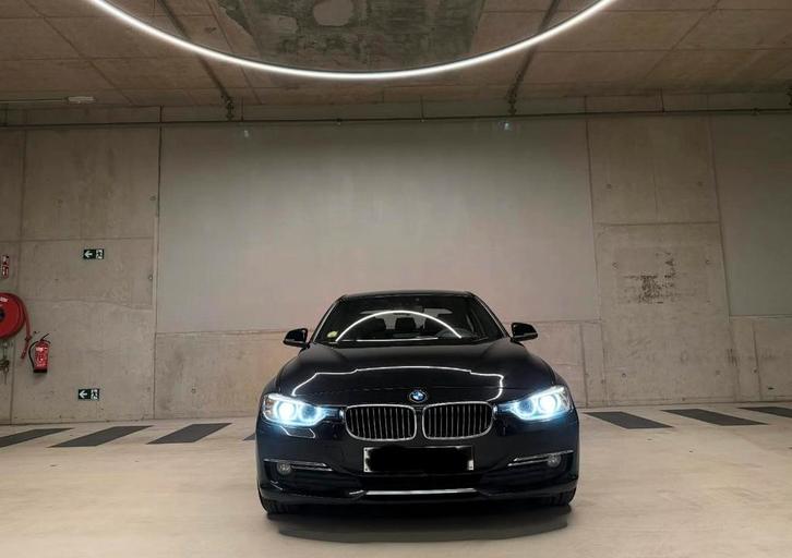 Bmw f30 318d 2014 Luxury Line, Auto's, BMW, Particulier, 3 Reeks, Diesel, Euro 5, Berline, 5 deurs, Automaat, Zwart, Zwart, Achterwielaandrijving