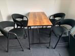 4 stoelen en een tafel, Antiek en Kunst, Ophalen