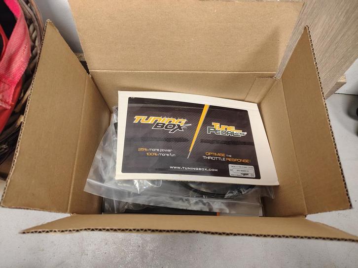 Tuning Box pack Dynamic Mercedes classe V250 D Bluetec, Autos : Pièces & Accessoires, Électronique & Câbles, Mercedes-Benz, Utilisé