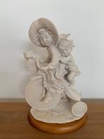 G. Armani beeldje, Enlèvement ou Envoi, Comme neuf