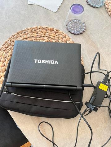 TOSHIBA-laptop als nieuw beschikbaar voor biedingen