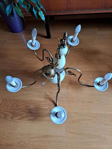 Vintage kroonluster beschikbaar voor biedingen