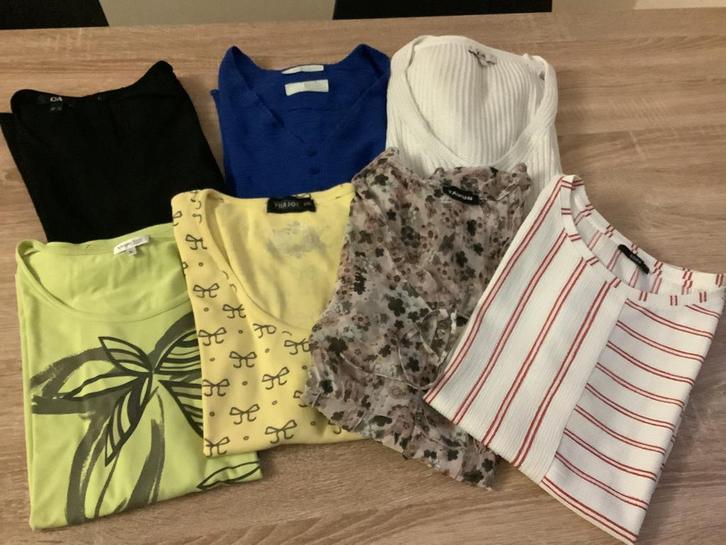 30 stuks dameskleding van alles wat samen 25 euro= 0,83 cent, Kleding | Dames, Blouses en Tunieken, Zo goed als nieuw, Maat 38/40 (M)