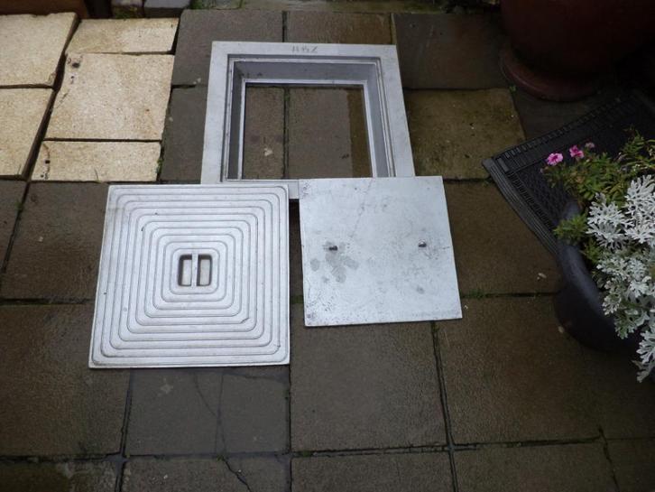 ABZ couvercle double en aluminium 50X50CM, Jardin & Terrasse, Jardin & Terrasse Autre, Neuf, Enlèvement