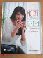 Kookboek Sandra Bekkari. In nieuwstaat. Nooit meer diëten., Ophalen, Zo goed als nieuw