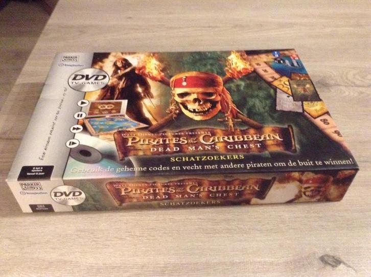 Disney Pirates of the Caribbean gezelschapspel (2006), Hobby en Vrije tijd, Gezelschapsspellen | Bordspellen, Zo goed als nieuw