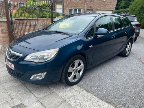 Opel Astra 1.7cdti euro5  contrôle techniqueok, Auto's, Opel, Bedrijf, Astra, ABS, Elektrische ramen, Diesel, Euro 5, Break, Handgeschakeld