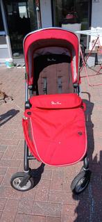 Magnifique poussette Silver cross et siège auto neuf, Kinderen en Baby's, Kinderwagens en Combinaties, Ophalen, Zo goed als nieuw