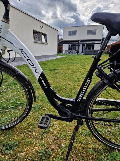 Elektrische damesfiets, Fietsen en Brommers, Fietsen | Dames | Moederfietsen, Zo goed als nieuw, Ophalen