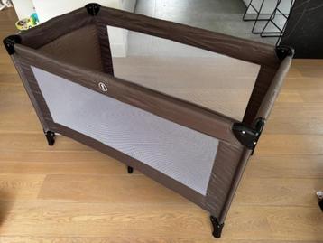 Reisbedje merk Bambino met matras  beschikbaar voor biedingen