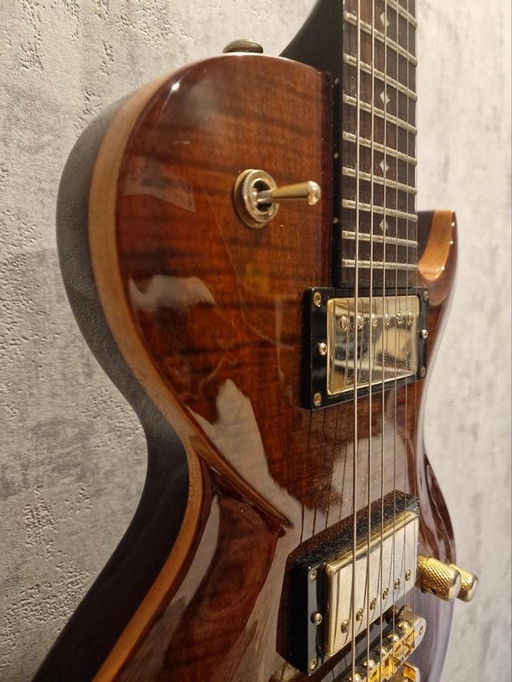 DBZ Bolero Korea (pré-Diamond) — ambiance de boutique massiv, Musique & Instruments, Instruments à corde | Guitares | Électriques