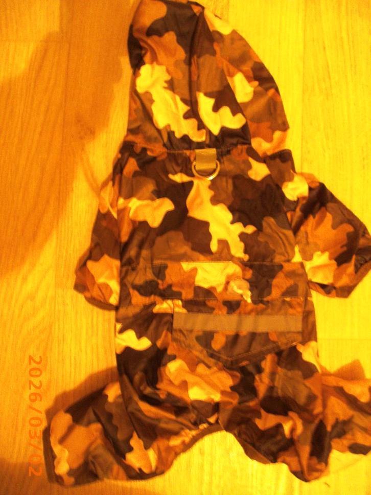 Tenue petit chien, Dieren en Toebehoren, Hondenkleding, Zo goed als nieuw, Hondenjas, Ophalen