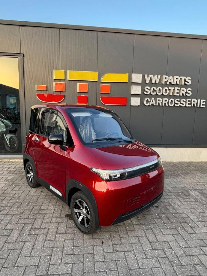 JTC quatro brommobiel, Divers, Voitures sans permis & Scooters pour invalides, Comme neuf, Microcar, Enlèvement