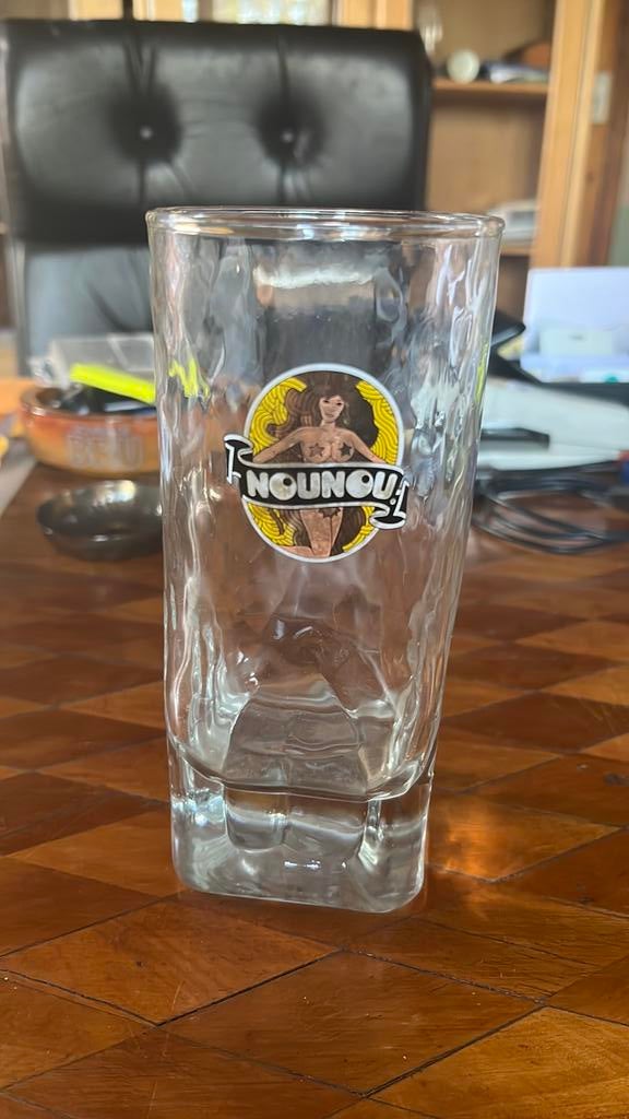 Verre à bière Nounou, Enlèvement ou Envoi, Comme neuf, Verre à bière