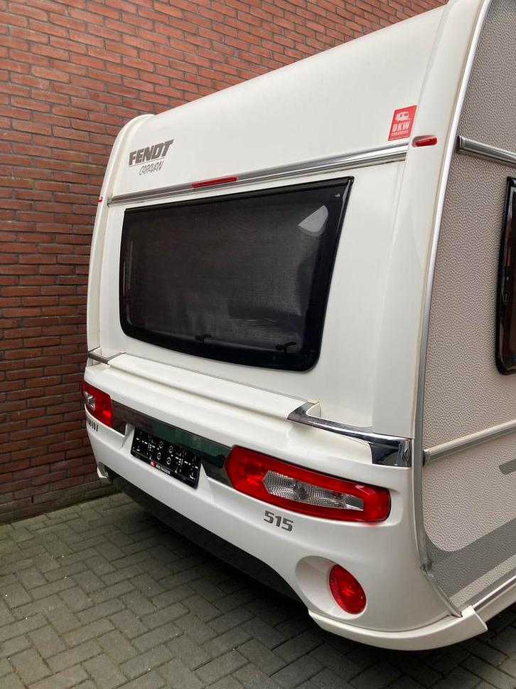 Fendt 515 sg, Caravans en Kamperen, Caravans, Particulier, tot en met 4, 1250 - 1500 kg, Fendt, 2 aparte bedden, Fietsenrek, Gascomfoor