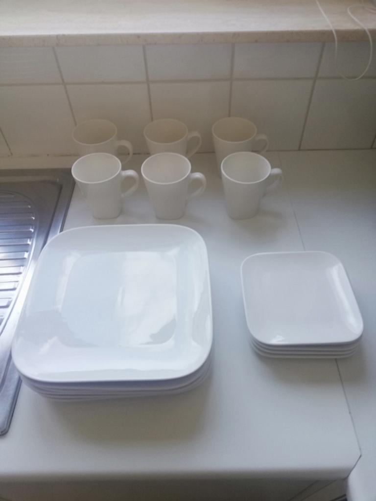 Te koop wegens verhuis, Ophalen, Wit