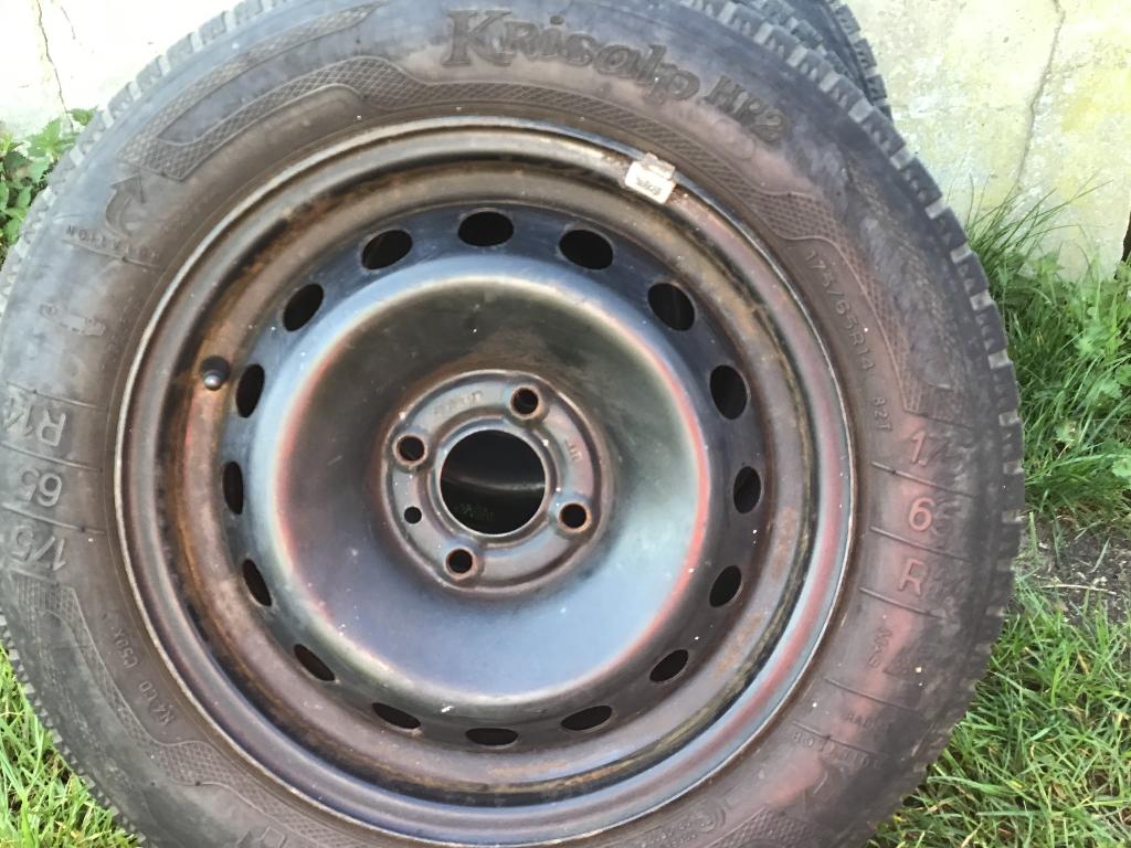 Aanhangwagen banden, Enlèvement