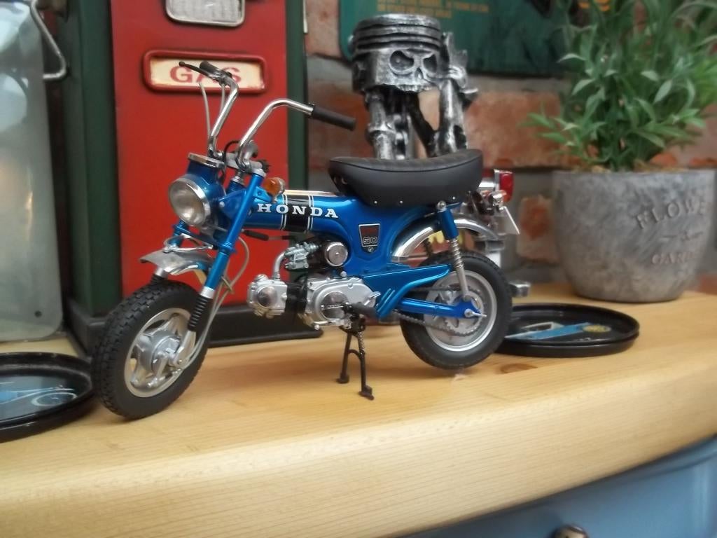 miniaturen honda dax 1/10, Hobby en Vrije tijd, Modelbouw | Auto's en Voertuigen, Nieuw, Ophalen, Overige merken, Groter dan 1:32