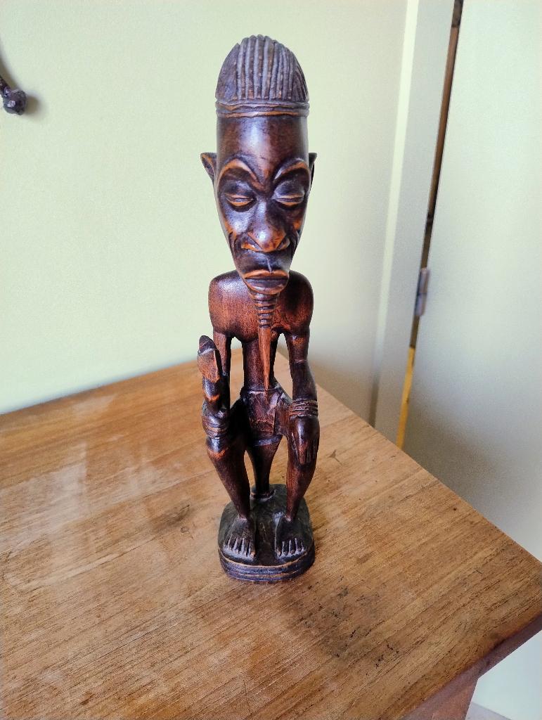Statuette africaine RDC en bois 35 cm, Antiquités & Art, Bois, Enlèvement ou Envoi, Brun, Statue