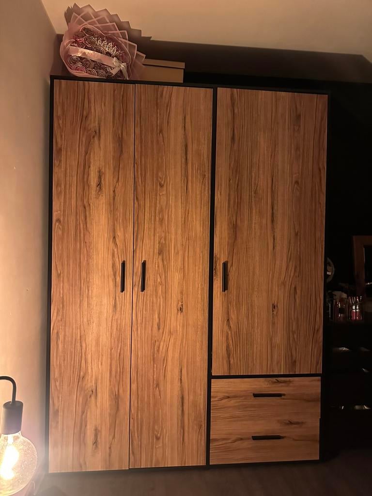 houten kledingkast, Enlèvement, Comme neuf