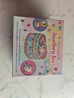 Jewellery box, Ophalen