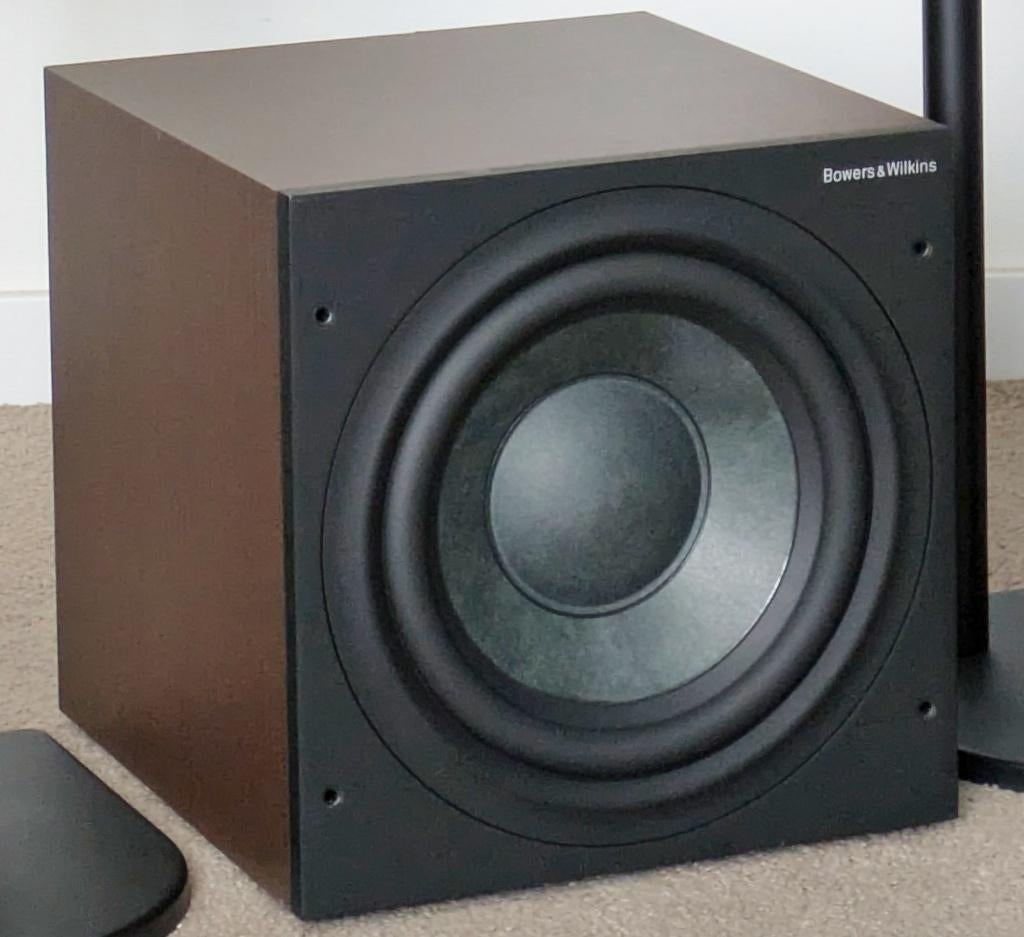 Bowers & Wilkins B&W ASW 610, 200 W sub met spikes, Gebruikt, Subwoofer, Ophalen of Verzenden, Bowers & Wilkins (B&W)