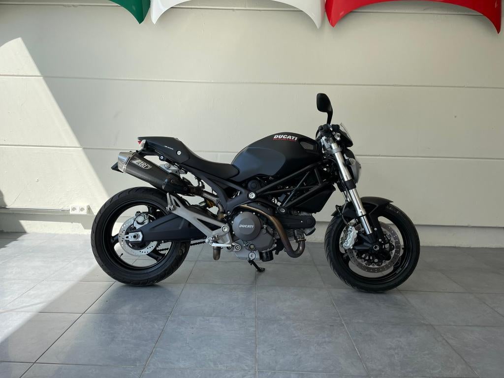 Ducati Monster 696 Abs, Motos, ABS, Occasion, 2 cylindres, Manuelle