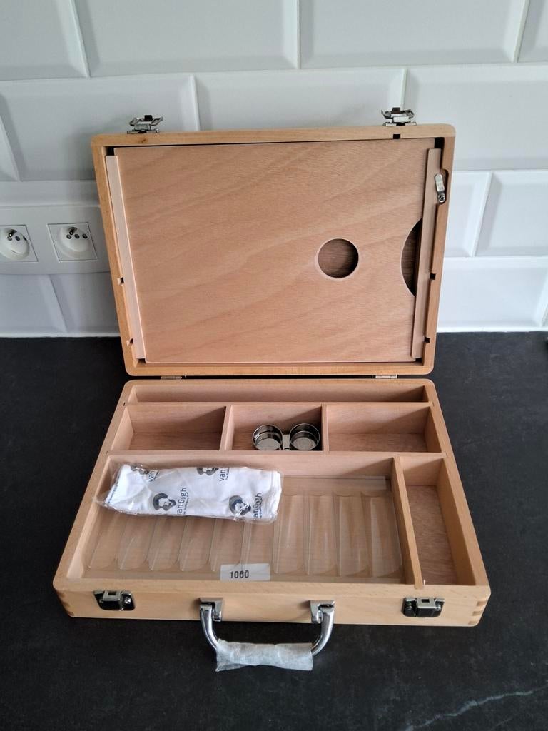 Boîte de peinture avec palette de peinture, Enlèvement ou Envoi, Neuf