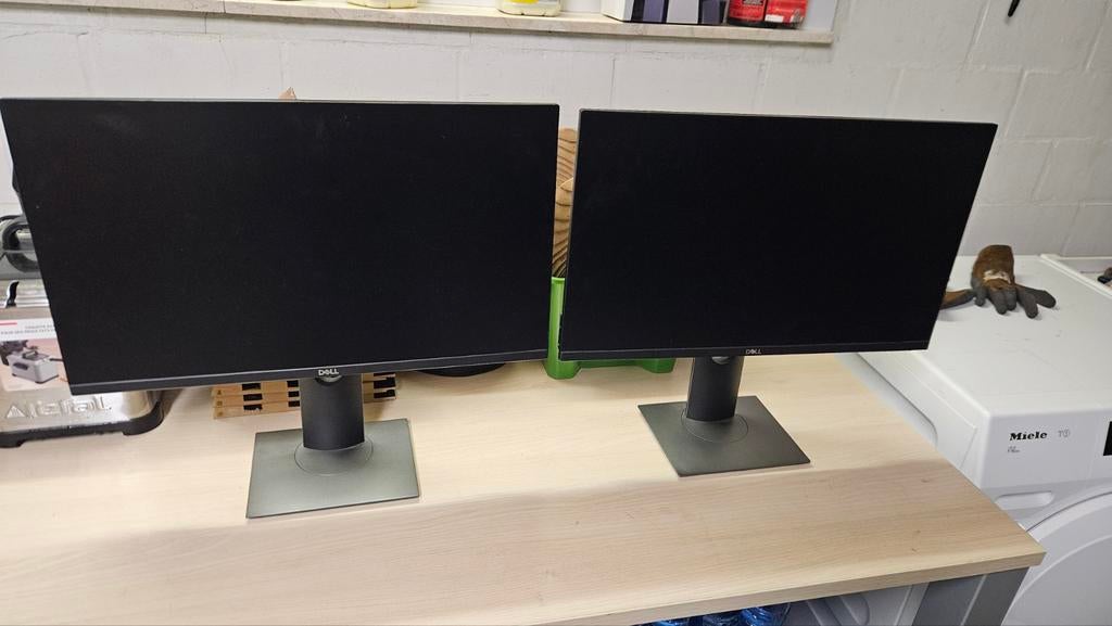 2 Monitors Dell P2419H, Computers en Software, Pc speakers, Ophalen