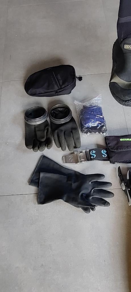 Équipement de plongée en kits à vendre, Enlèvement, Utilisé, Autres types