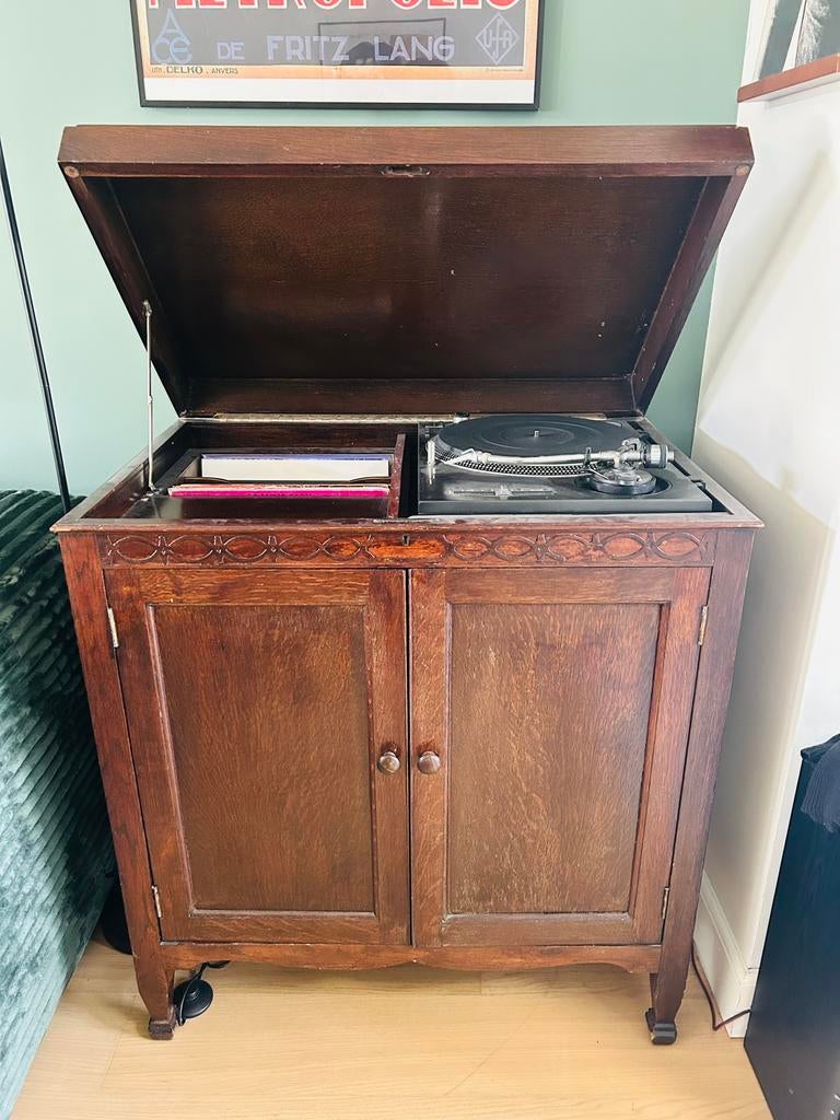 Muziekkast (exclusief platenspeler, versterker en lp’s), Enlèvement