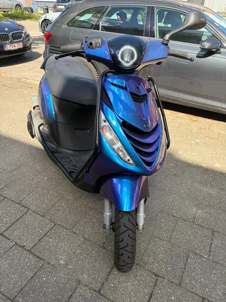 Piaggio zip 2t a klasse, Fietsen en Brommers, Ophalen, Zo goed als nieuw, Zip