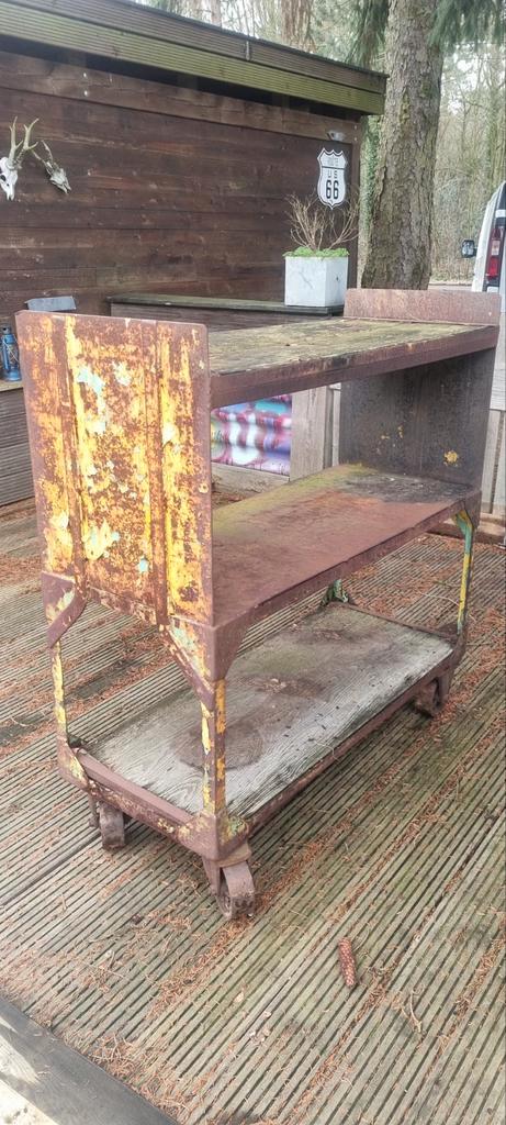 Industriële trolley of kar, Huis en Inrichting, Overige Huis en Inrichting, Ophalen