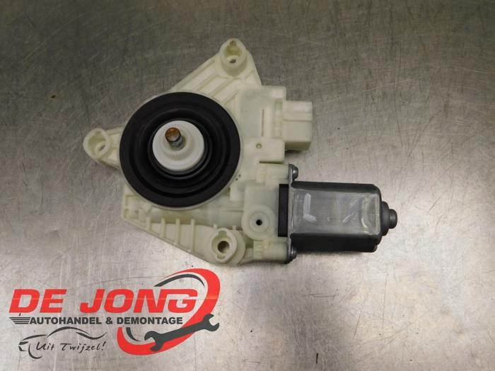 Moteur de vitre portière d'un Mercedes C-Klasse, Autos : Pièces & Accessoires, Carrosserie & Tôlerie, Mercedes-Benz, Utilisé, 3 mois de garantie