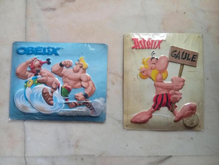 2 plaques en métal "Asterix & Obelix" (2008 - neuves)., Verzamelen, Stripfiguren, Nieuw, Plaatje, Poster of Sticker, Asterix en Obelix