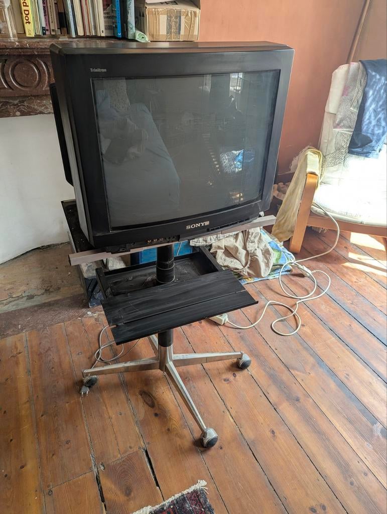 TV Sony Trinitron CRT KV-X2130B
+ Support à roulettes, TV, Hi-fi & Vidéo, Enlèvement, Sony