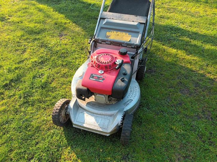 Grasmaaier honda, Tuin en Terras, Grasmaaiers, Gebruikt, Benzine-grasmaaier, 50 cm of meer, Cirkelmaaier, Opvangzak, Opvangbak