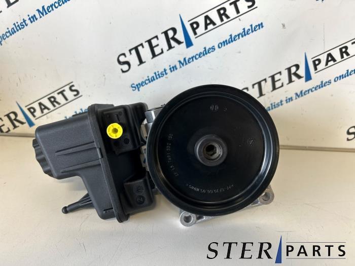 Pompe direction assistée d'un Mercedes Sprinter, Autos : Pièces & Accessoires, Commande, Mercedes-Benz, Neuf, 3 mois de garantie