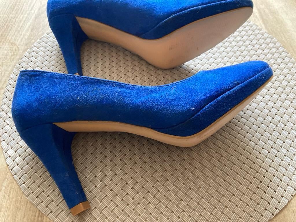 Escarpin bleu, Vêtements | Femmes, Chaussures, Escarpins, Comme neuf, Enlèvement, Bleu