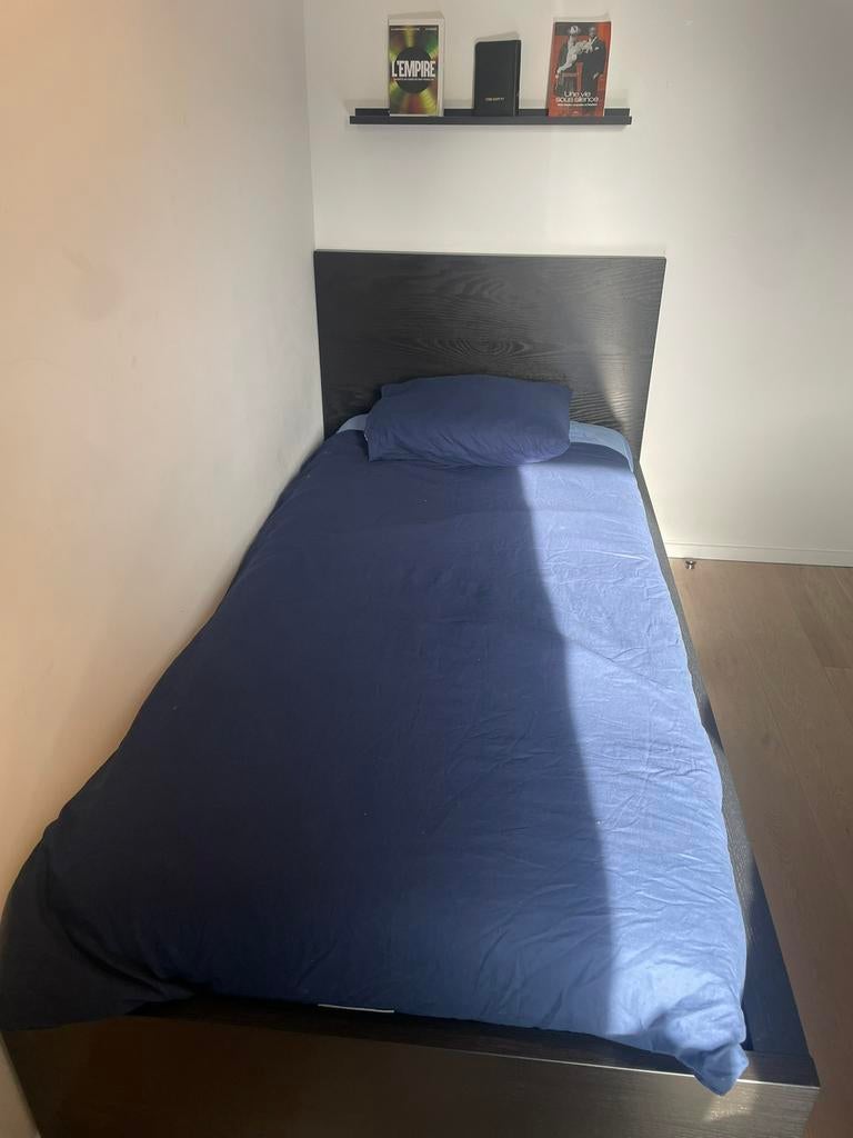 Malm bed met matras van 90x200 cm, Huis en Inrichting, Ophalen, Gebruikt