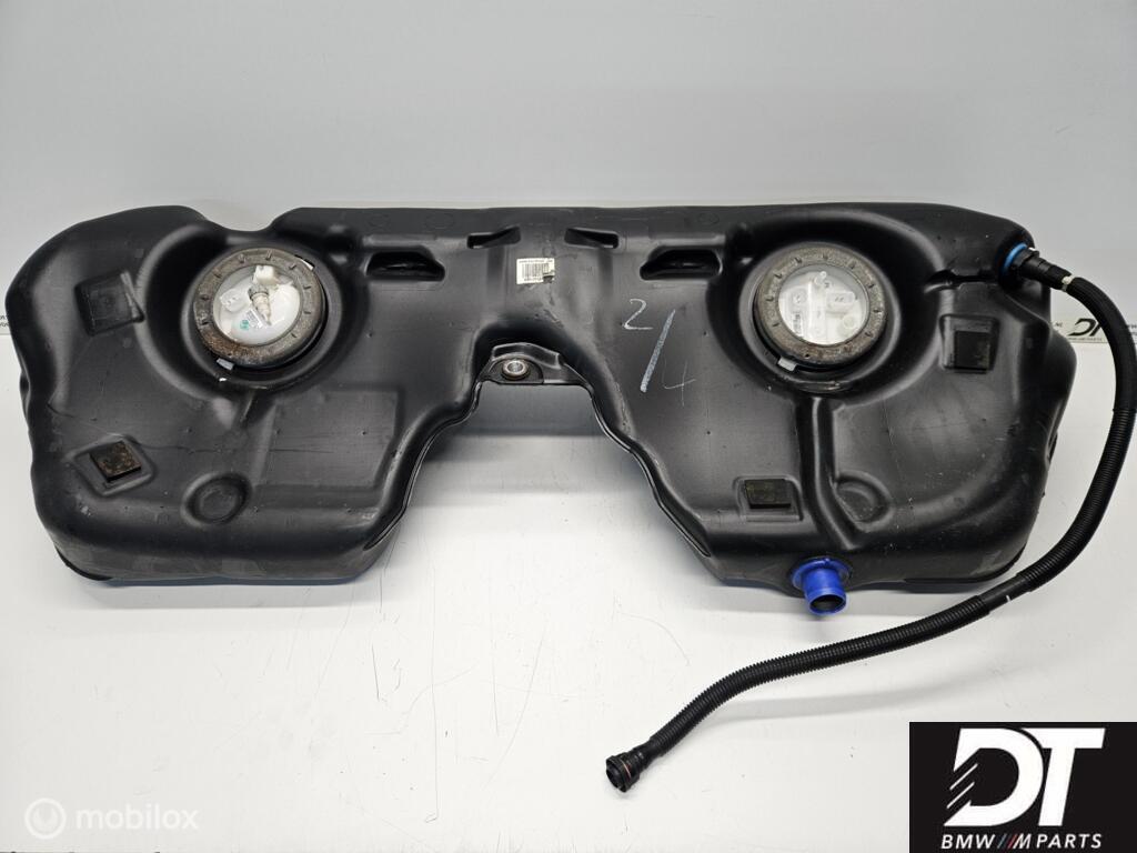 Brandstoftank BMW M3 E92 E90 E93 S65 S65B40 16117283803, Auto-onderdelen, Brandstofsystemen, Ophalen, Gebruikt, BMW, BMW