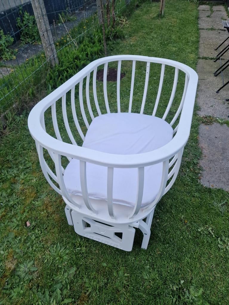 Babywieg in heel goede staat, Enlèvement, Berceau