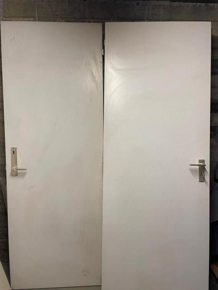 Portes intérieures en bois à donner gratuitement, Bricolage & Construction, Plinthes & Finitions, Utilisé, Autres types, Enlèvement