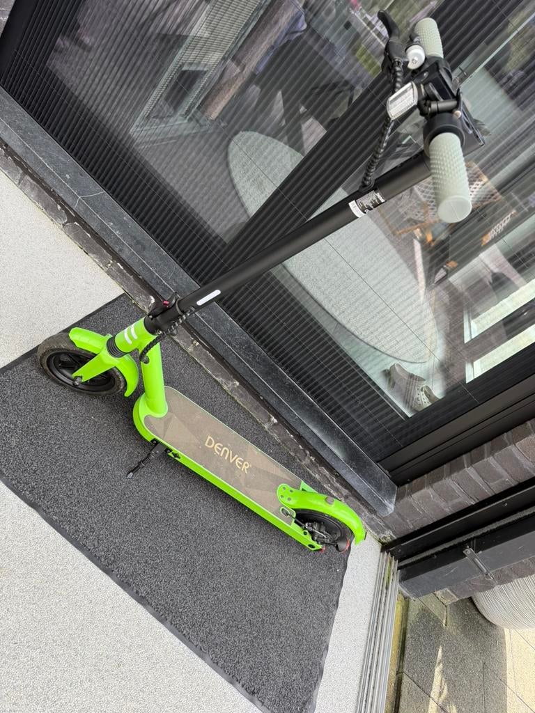 Elektrische step Denver groen 350W, Fietsen en Brommers, Steps, Ophalen, Zo goed als nieuw, Elektrische step (E-scooter)