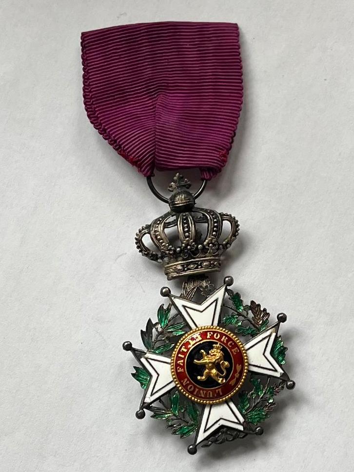 Médaille d'argent de l'Ordre de Léopold, Collections, Objets militaires | Général, Enlèvement ou Envoi