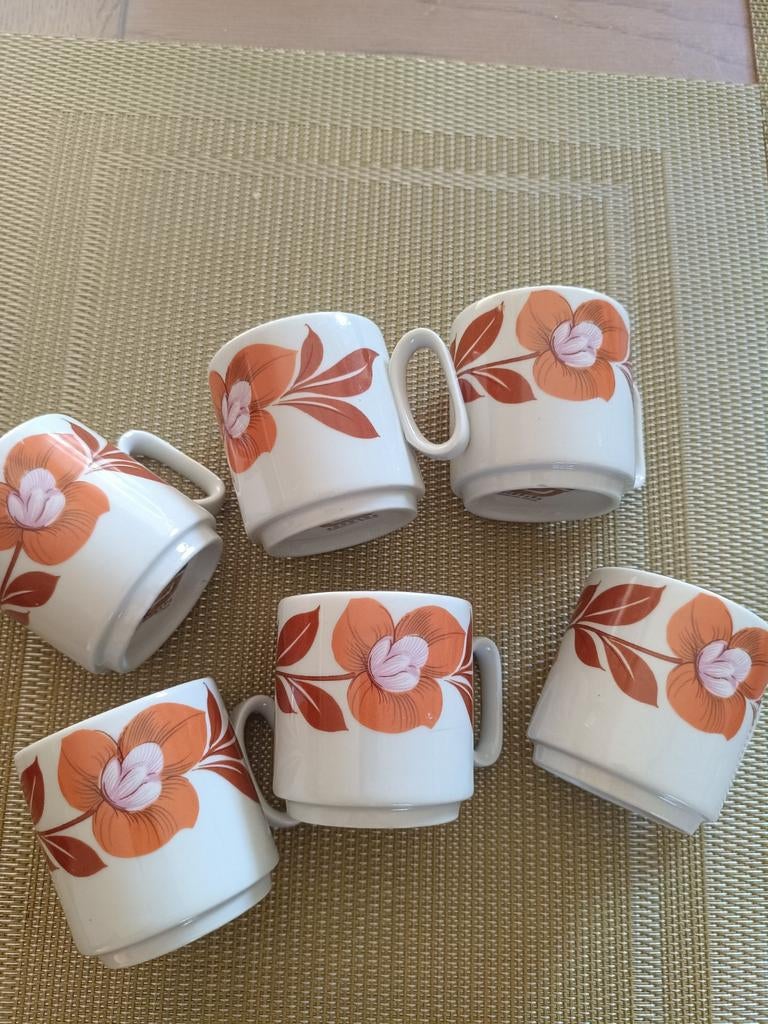 Tasses vintage en porcelaine Tognana, Antiquités & Art, Envoi