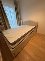 Lit avec matelas 140x200, Maison & Meubles, Chambre à coucher | Lits, Enlèvement, Comme neuf