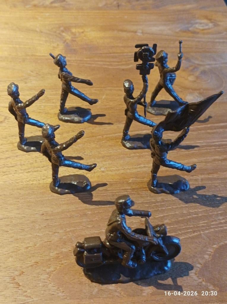 set speelgoedsoldaatjes militair, Ophalen