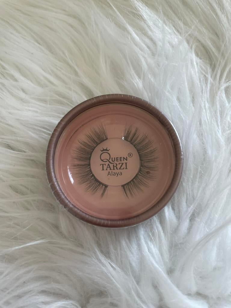 Queen Tarzi Alaya Lashes – Nieuwe nepwimpers, Ogen, Zwart, Nieuw, Ophalen of Verzenden